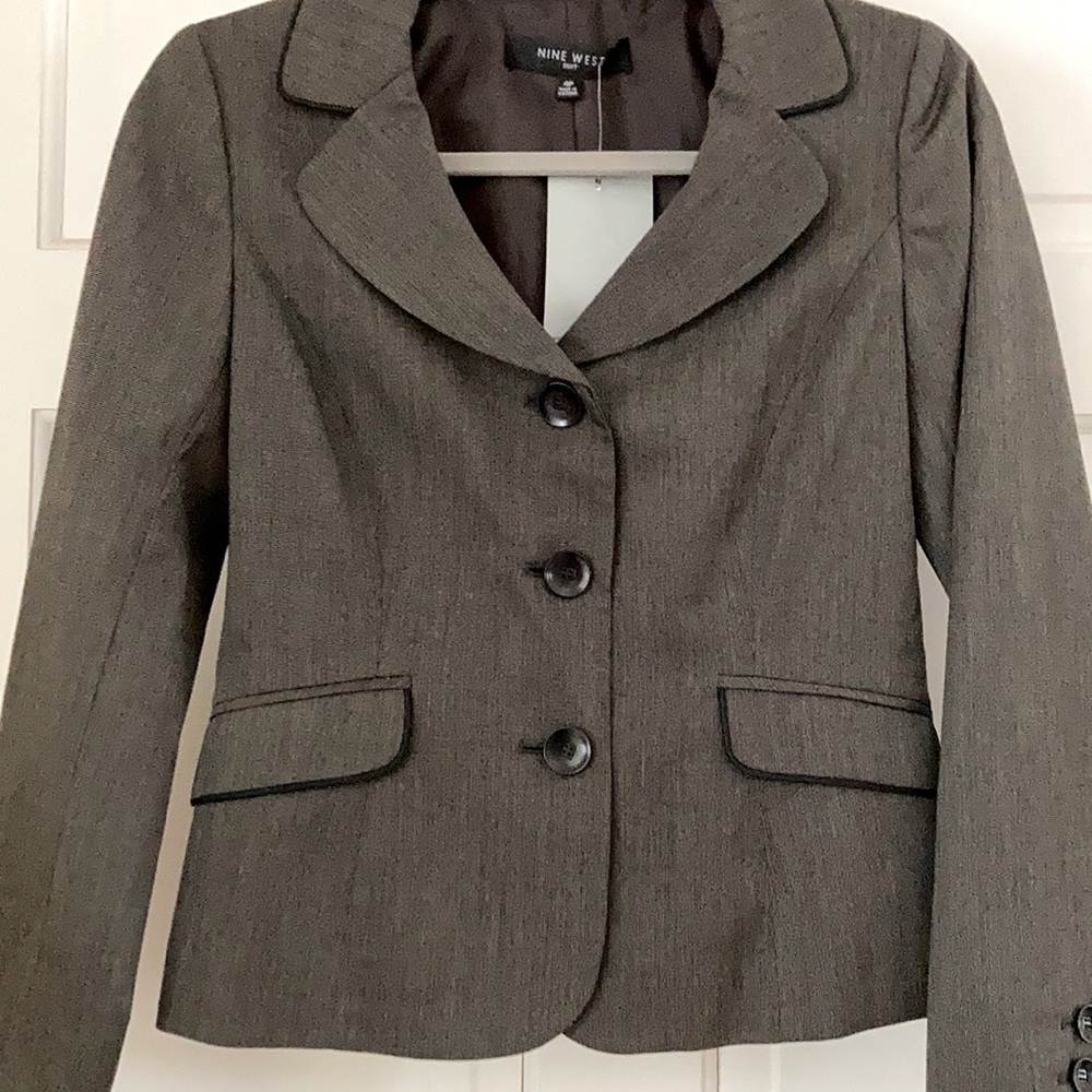 Nine West jacket NWT- size 4 Petite